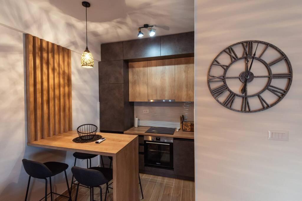 Modern, Bright And Cozy Apartment Podgorica Esterno foto